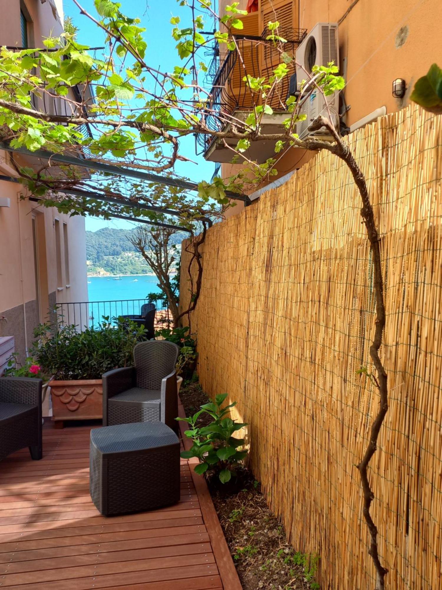 Casa Vacanze Ibiscus Porto Venere Zewnętrze zdjęcie